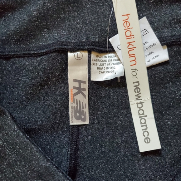 Heidi Klum for new balance flare leggings size Large. - Picture 10 of 11